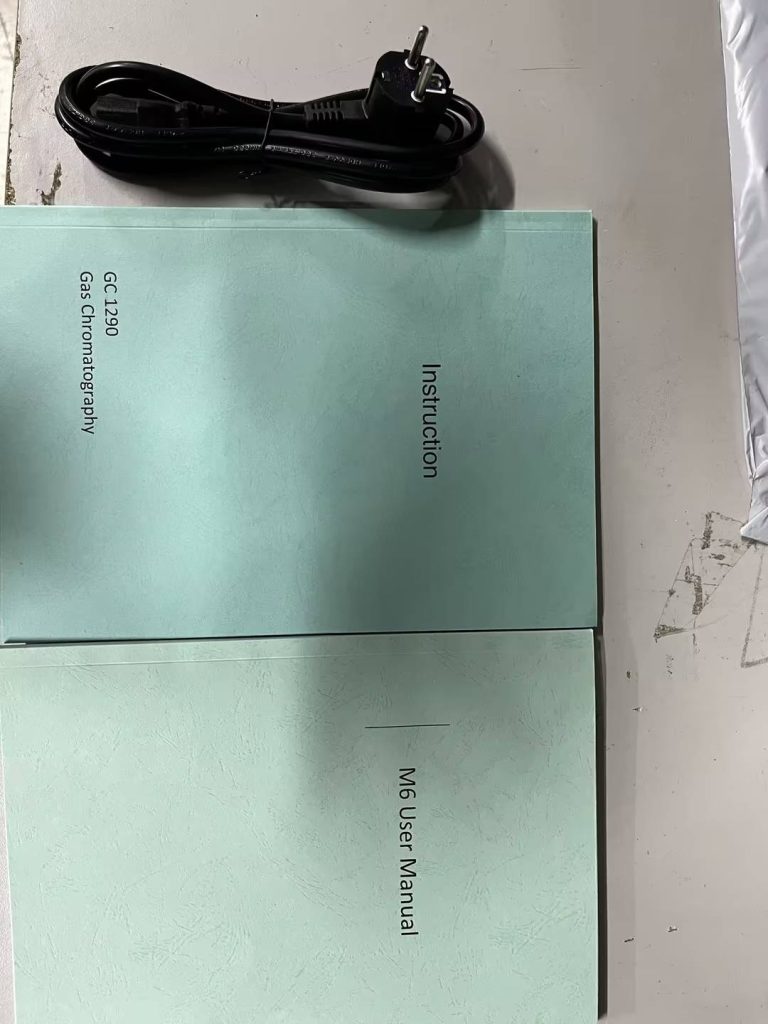 GC1290 Instruction manual & plug