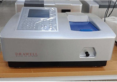 UV-Vis Spectrophotometer