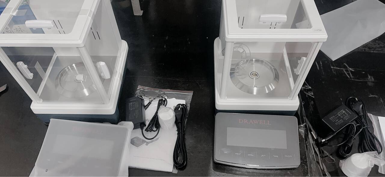 DEB Electronic Analytical Balance 0.01mg 0.1mg