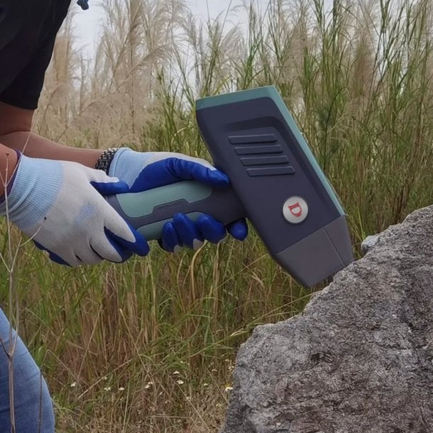 Handheld XRF Mineral Analyzer K 600 K 7000 1