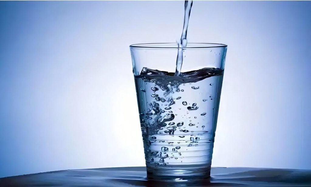 Deionized (DI) water