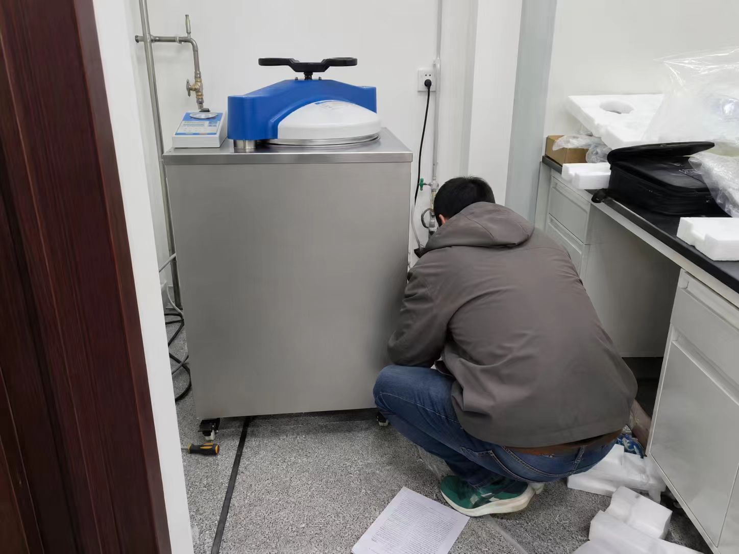 DW FD Series Vertical Autoclave