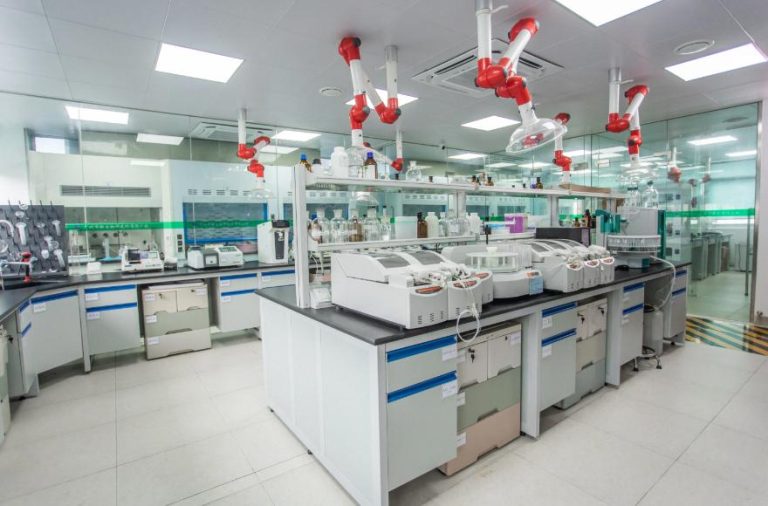 How to Equip a Microbiology Laboratory: From Incubators to Safety Cabinets