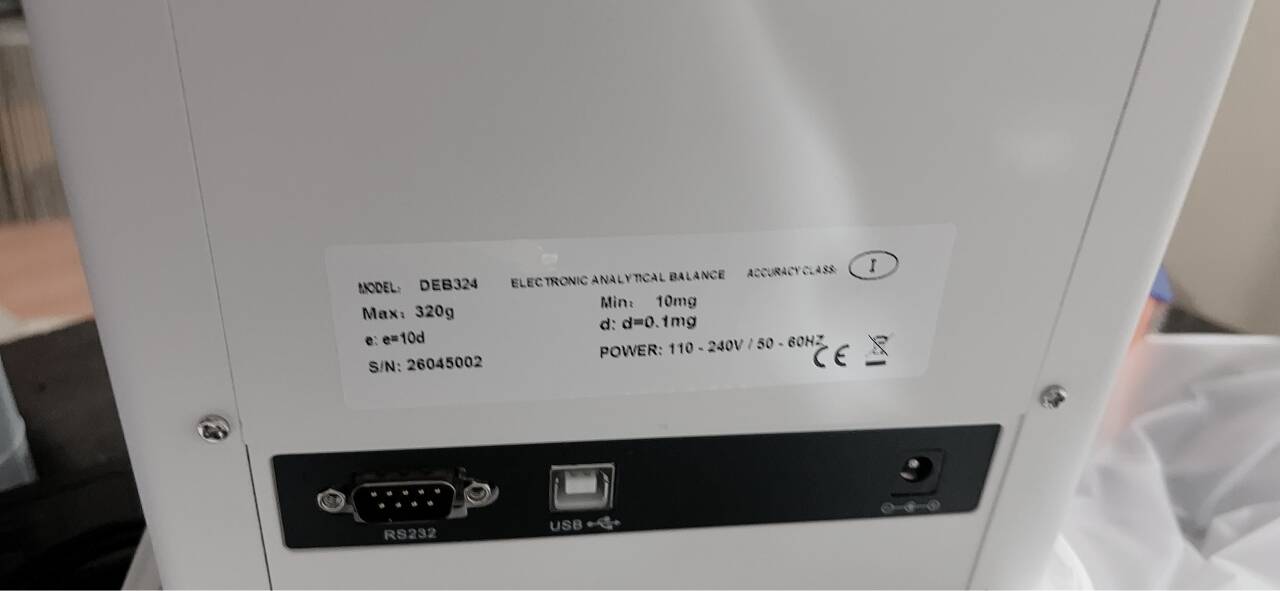 nameplate of DEB Electronic Analytical Balance 0.1mg