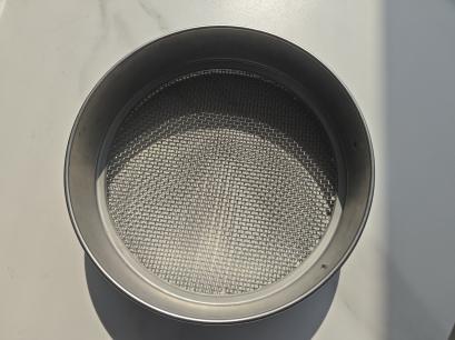 8 mesh sieve